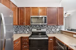 1308 Kenilworth Ave, Charlotte, NC 28203 - Photo 16