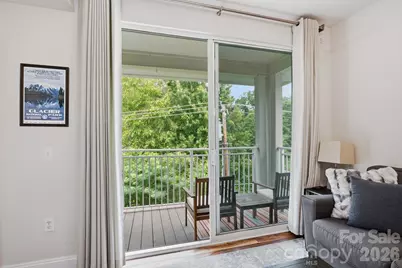 1308 Kenilworth Avenue #430, Charlotte, NC 28203 - Photo 8