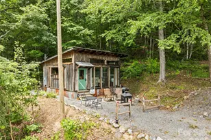553 Paradise Mountain Rd, Canton, NC 28716 - Photo 2