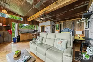 553 Paradise Mountain Rd, Canton, NC 28716 - Photo 6
