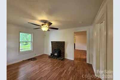 1641 Berkley Street SW, Lenoir, NC 28645 - Photo 4