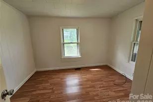 1641 Berkley St SW, Lenoir, NC 28645 - Photo 6