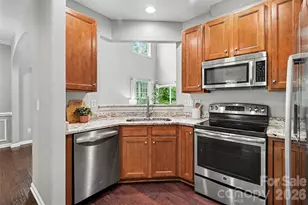 1145 Hammond Dr, Stallings, NC 28104 - Photo 10