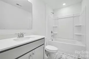 4035 Lawnview Dr, Charlotte, NC 28269 - Photo 24