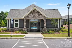 4035 Lawnview Dr, Charlotte, NC 28269 - Photo 30