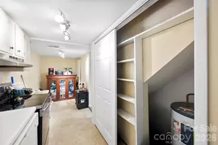 7130 Stonington Ln, Charlotte, NC 28227 - Photo 6