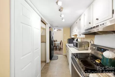 7130 Stonington Lane, Charlotte, NC 28227 - Photo 4