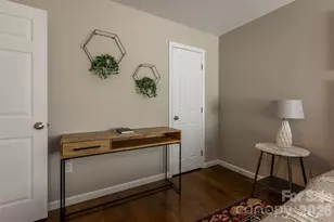 301 Jenna Clare Ln, Asheville, NC 28803 - Photo 18