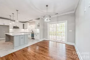 6513 Rockwell Blvd, Charlotte, NC 28269 - Photo 12