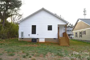 620 W Bell St, Statesville, NC 28677 - Photo 2