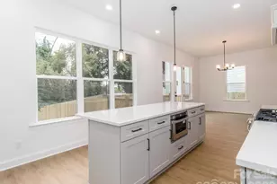 2501 Elon St, Charlotte, NC 28208 - Photo 18