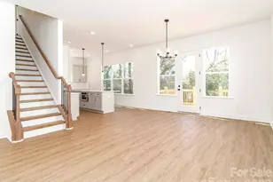 2501 Elon St, Charlotte, NC 28208 - Photo 8