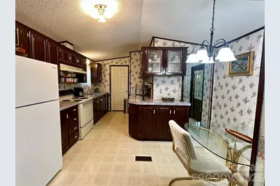 572 Blue Ridge Gem Stone Road, Spruce Pine, NC 28777 - Photo 6