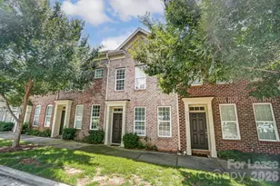 9519 Longstone Ln, Charlotte, NC 28277 - Photo 2
