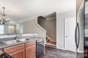 9519 Longstone Ln, Charlotte, NC 28277 - Photo 6