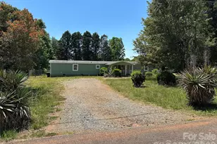 4191 Deerfield Dr, Maiden, NC 28650 - Photo 1