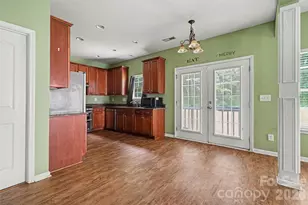 697 Yvonne Dr SW, Concord, NC 28027 - Photo 6