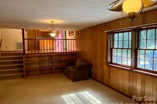 845 Cherokee Pl SW, Lenoir, NC 28645 - Photo 8