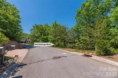 146 Settings Boulevard, Black Mountain, NC 28711 - Photo 4