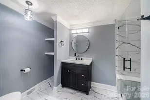3902 Sharyn Dr, Charlotte, NC 28214 - Photo 8