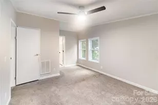 3902 Sharyn Dr, Charlotte, NC 28214 - Photo 6