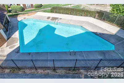 8121 Cedar Glen Drive, Charlotte, NC 28212 - Photo 10