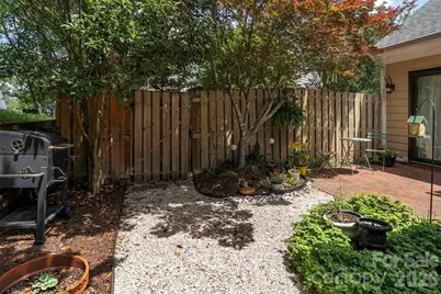 5935 Fitzwilliams Lane, Charlotte, NC 28270 - Photo 20