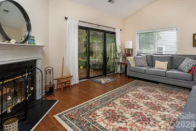 5935 Fitzwilliams Lane, Charlotte, NC 28270 - Photo 4