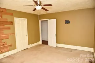 500 Godwin Ave, Lumberton, NC 28358 - Photo 14