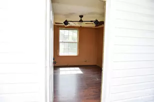 500 Godwin Ave, Lumberton, NC 28358 - Photo 22