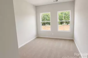 3630 Teslow Dr, Charlotte, NC 28215 - Photo 14
