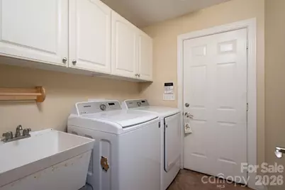 116 28th Avenue NW, Hickory, NC 28601 - Photo 22