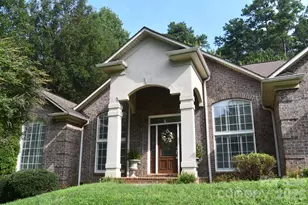 116 28th Ave NW, Hickory, NC 28601 - Photo 4