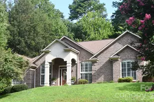 116 28th Ave NW, Hickory, NC 28601 - Photo 1