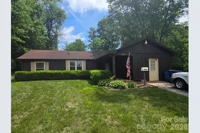 4028 Elizabeth Street, Hickory, NC 28601 - Photo 1