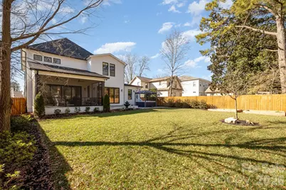 439 Melbourne Court, Charlotte, NC 28209 - Photo 46