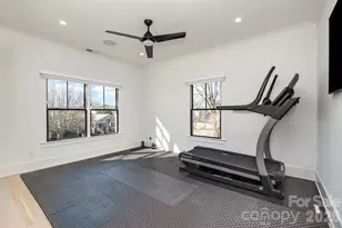 439 Melbourne Ct, Charlotte, NC 28209 - Photo 38