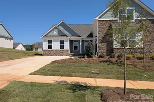 1253 Copper Leaf Dr, Rock Hill, SC 29732 - Photo 2
