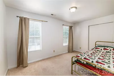 7343 Fox Point Drive, Charlotte, NC 28269 - Photo 16