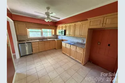 2136 Cedar Rock Estates Drive, Lenoir, NC 28645 - Photo 14