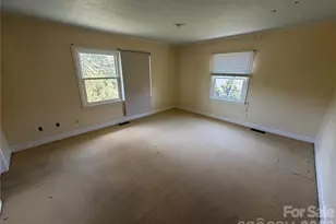 2136 Cedar Rock Estates Dr, Lenoir, NC 28645 - Photo 26