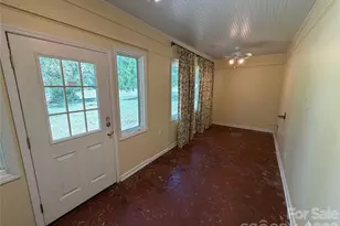 2136 Cedar Rock Estates Dr, Lenoir, NC 28645 - Photo 10