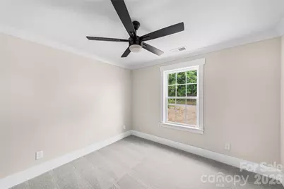 906 Dewey Street, Badin, NC 28009 - Photo 16