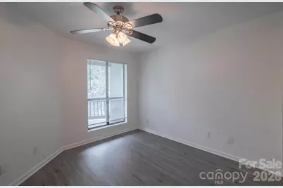 8216 Cedar Glen Drive, Charlotte, NC 28212 - Photo 10