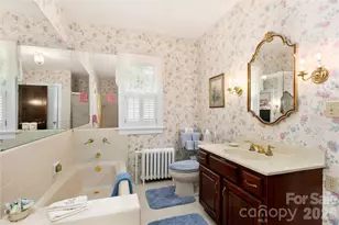 1518 Greenville Hwy, Hendersonville, NC 28792 - Photo 26