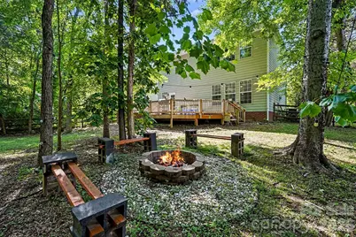 8932 Arbor Creek Drive, Charlotte, NC 28269 - Photo 32