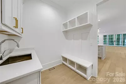 5035 Gilchrist Road #1B, Charlotte, NC 28211 - Photo 16