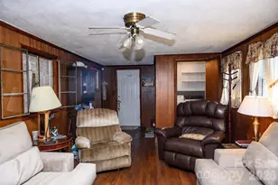 135 Mill St, Chester, SC 29706 - Photo 14