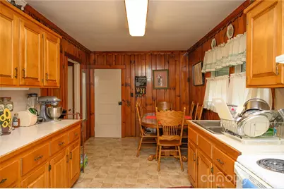 135 Mill Street, Chester, SC 29706 - Photo 8