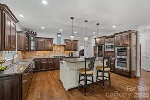 139 Logan Crossing Dr, Davidson, NC 28036 - Photo 6
